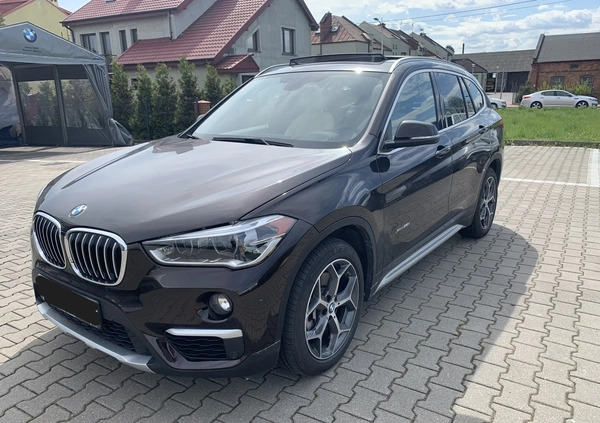 BMW X1 cena 93500 przebieg: 72250, rok produkcji 2016 z Toruń małe 137